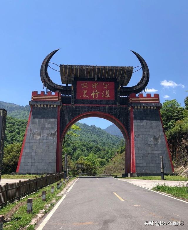 乐山攻略必去十大景点（到四川乐山市旅游不能错过的10个景点）(6)
