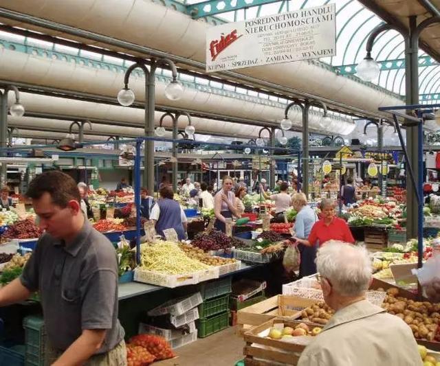 波兰旅游攻略大全（波兰-旅行性价比极高的欧洲国家攻略搜集by知行摄旅行）(6)