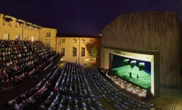 法国旅游攻略20个必去景点（一条独特的法国南部文艺旅行路线）(10)