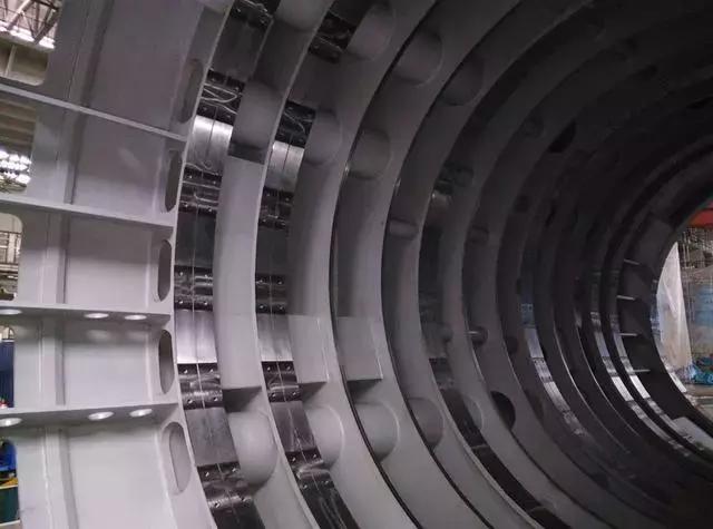 发电机原理图和详细图解（发电机为什么能发电）(2)