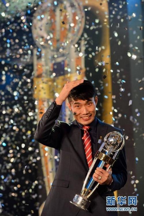 郑智为什么又当球员又当主教练(郑智出任广州队执行主教练)(7)