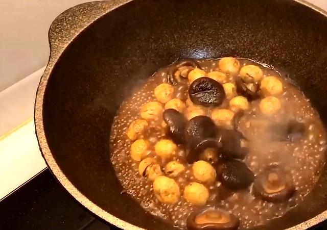 鹌鹑蛋如何做好吃又简单（鹌鹑蛋这样做太好吃了）(12)