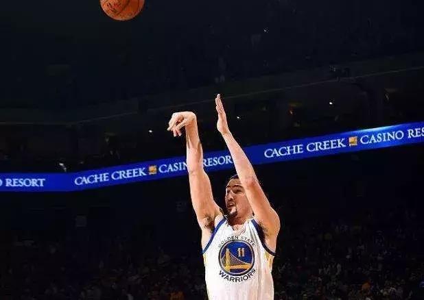 克莱汤普森投篮姿势适合我们吗 克莱汤普森投篮为什么神准(9)