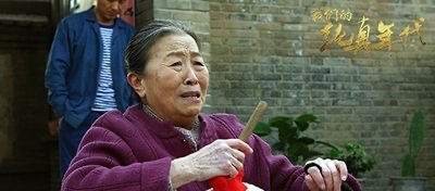 张少华的老公是谁简介 传言称她的老公比她小十岁