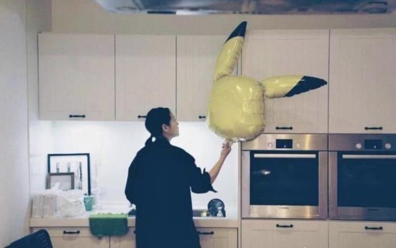 刘若英结婚了吗（51岁刘若英和男友人合照）(6)