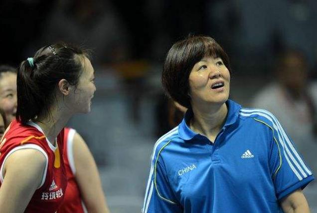 郎平当时为什么当美国队教练（曾去美国队执教）(2)