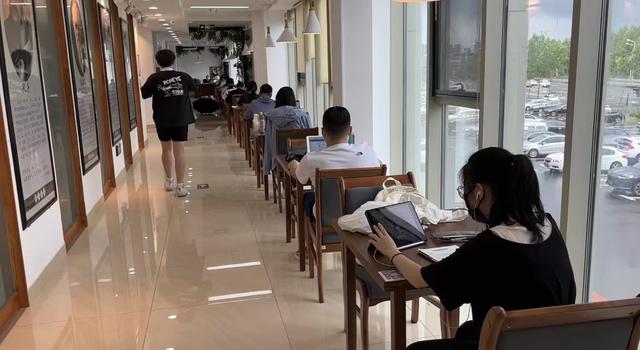 图书馆终于开放了（又有一家图书馆免费向市民开放）(4)