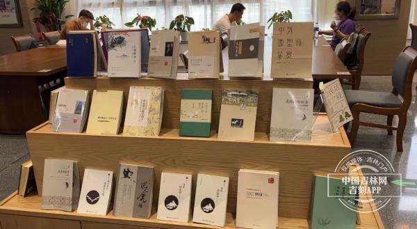 图书馆终于开放了（又有一家图书馆免费向市民开放）(9)