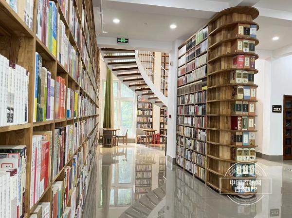 图书馆终于开放了（又有一家图书馆免费向市民开放）(1)