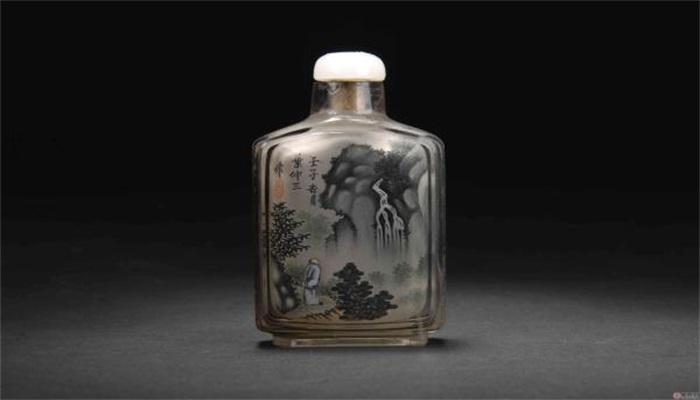 鼻烟是什么东西（鼻烟简介）