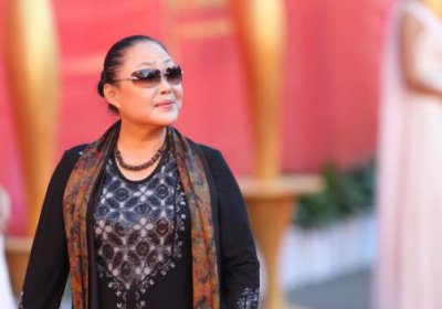 ​斯琴高娃怎么是瑞士人