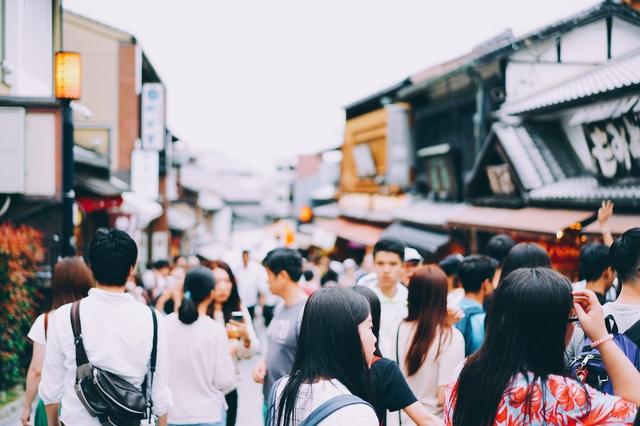 优衣库是哪个国家的牌子（为何国人抢购的日本品牌优衣库）(16)