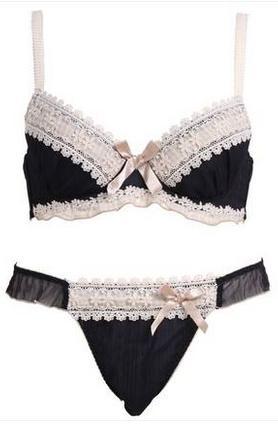 有哪些日本牌子的内衣（这些内衣的画风不太对）(8)