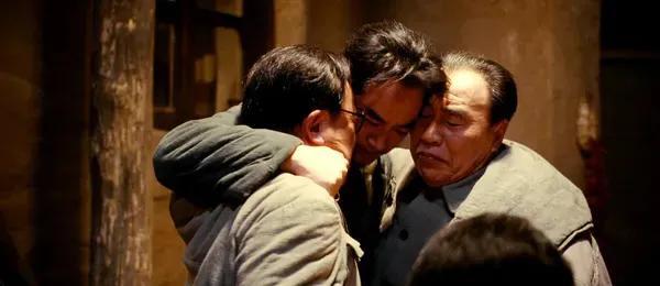 建国大业影评2000字（建立主旋律影片商业化的新时代）(7)