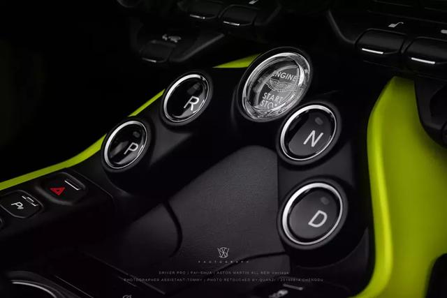 驾驶阿斯顿马丁v8 vantage(深度体验阿斯顿)(29)