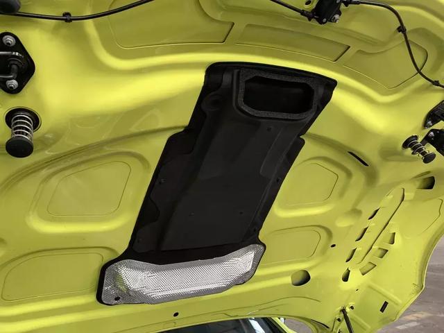 驾驶阿斯顿马丁v8 vantage(深度体验阿斯顿)(10)