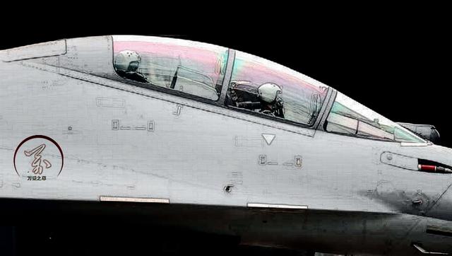 歼16战斗机到底有多强大（拿刀和拿枪的差距）(1)