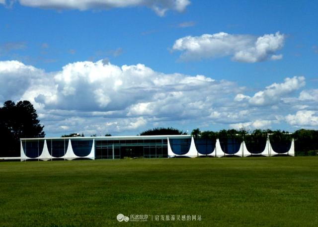 巴西最大的城市位于巴西哪里（巴西首都巴西利亚）(11)