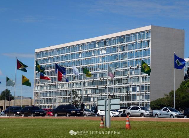 巴西最大的城市位于巴西哪里（巴西首都巴西利亚）(21)