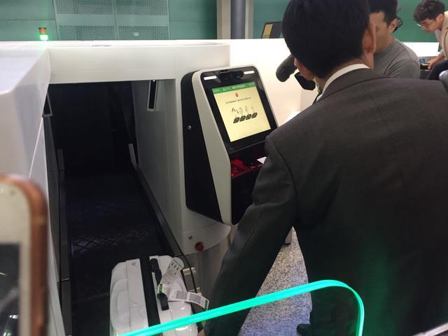 虹桥机场t1几个登机口（虹桥机场T1全面启用）(5)