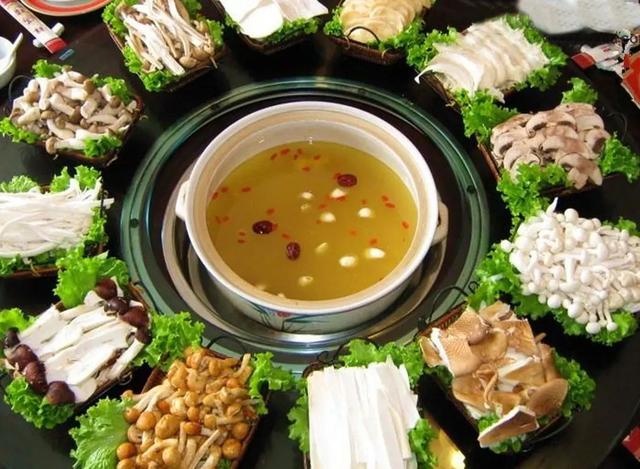 云南十种特色美食(云南10大特色美食)(5)