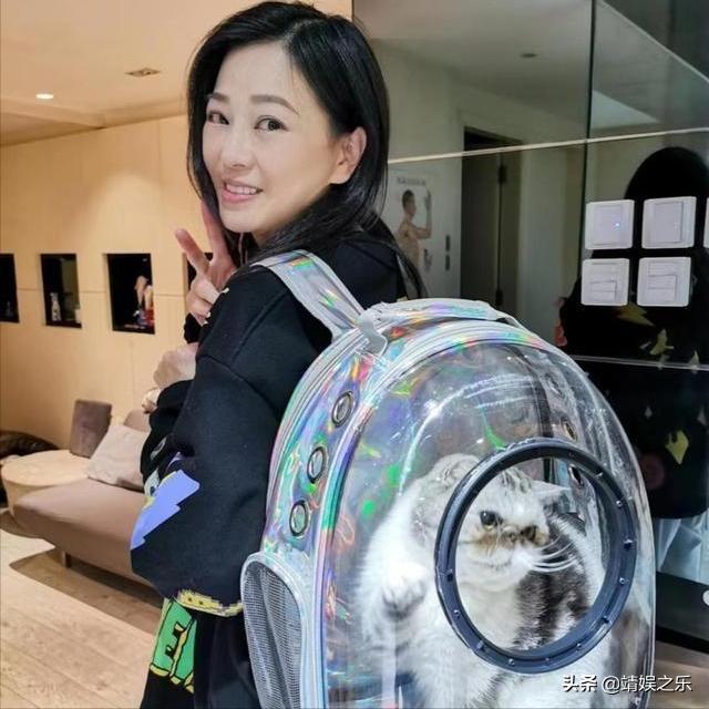 网红刘小慧近况（50岁刘小慧转型当网红）(13)