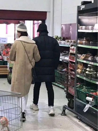 明星恋爱表现（这些都是明星恋爱信号）(5)