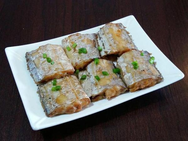 带鱼最好吃的10种做法（带鱼最鲜美的18种做法）(16)