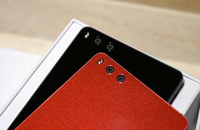 锤子坚果pro到底值不值得买(锤子手机出品最新款坚果Pro实机评测报告)(9)