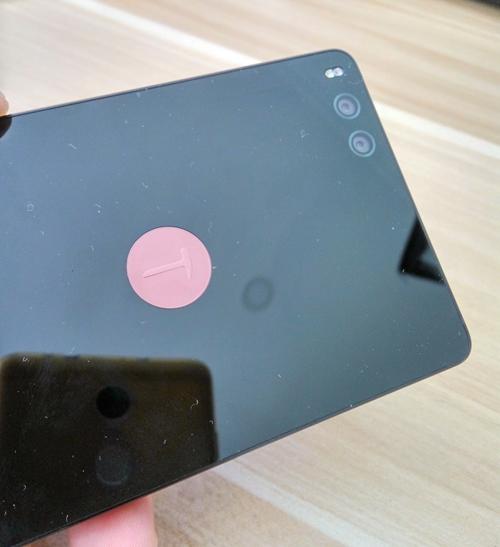 锤子坚果pro到底值不值得买(锤子手机出品最新款坚果Pro实机评测报告)(7)