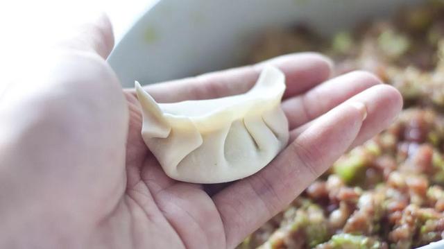 大年初五俗称破5习俗有哪些(大年初五迎来破五)(2)