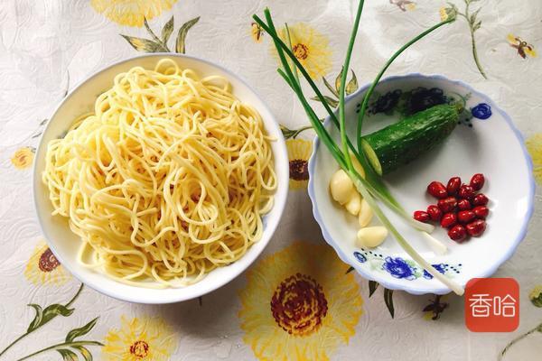 家常凉面的正确做法（凉面的家常做法）(2)