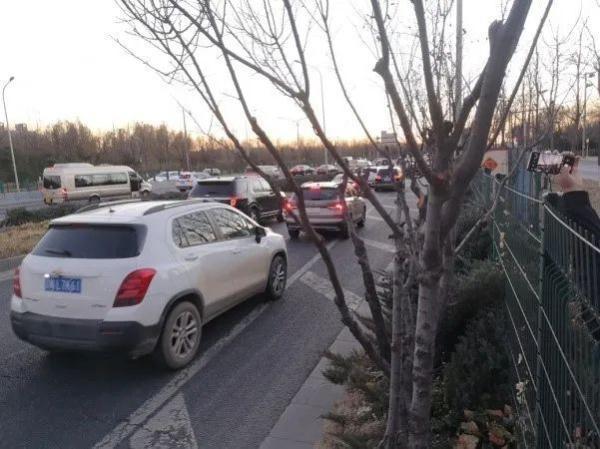 北京缓解交通拥堵的措施（打通堵点便利通行）(11)