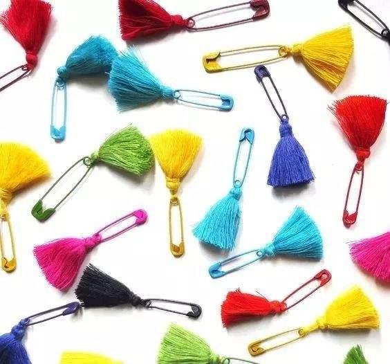 红流苏怎么做简单又漂亮（几张图教你流苏的超简单做法）(4)