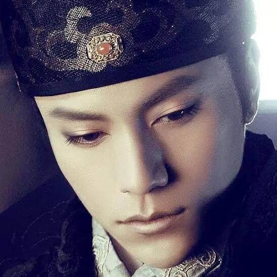 陈坤在龙门飞甲中扮的雨化田（龙门飞甲中陈坤及范晓萱的角色）(1)