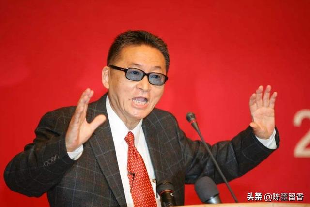 李敖谈爱情与婚姻（李敖先生说不宜称妻子为）(2)