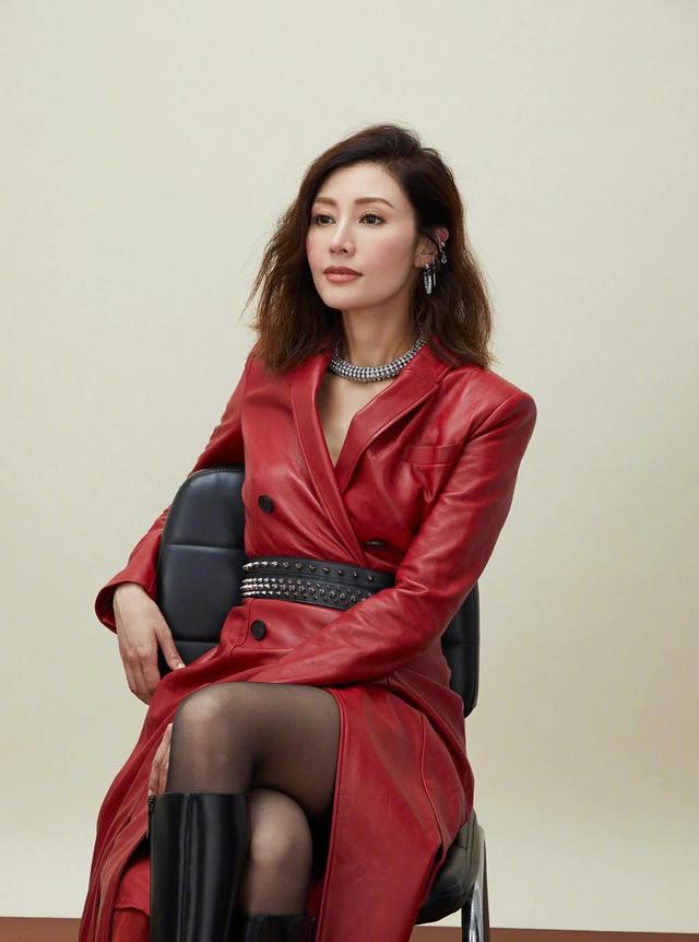 李嘉欣现在的身体状况（李嘉欣生病也不忘爱美本性）(9)