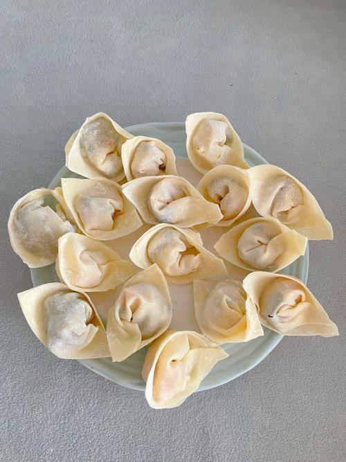 馄饨的正确包法(馄饨怎么包法)