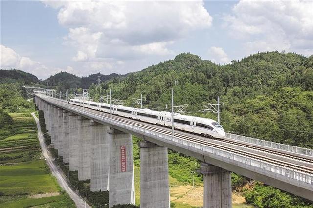 张吉怀高铁建设最新进展：张吉怀高铁开通(9)