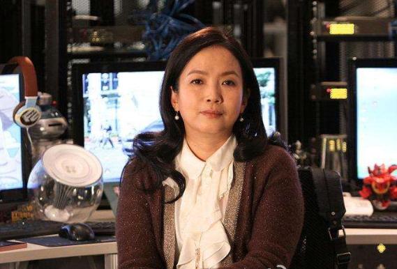 张丰毅的前妻吕丽萍（比起前夫张丰毅）(12)