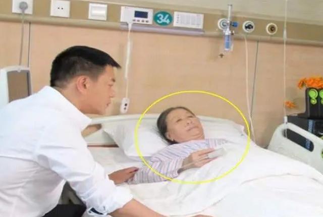 张少华与凤霞啥关系 张少华与新凤霞恩怨遭扒(5)