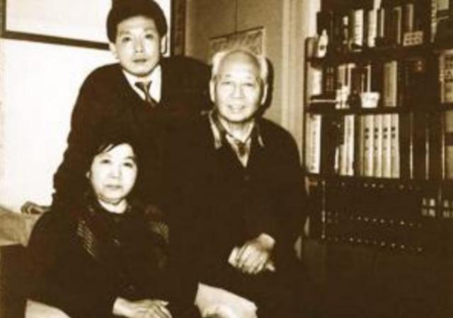 张少华与凤霞啥关系 张少华与新凤霞恩怨遭扒(8)