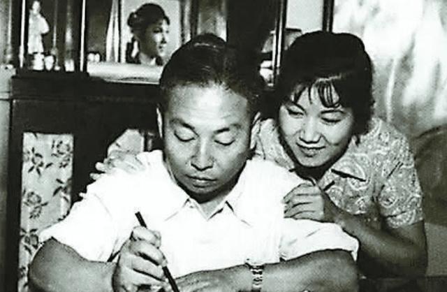 张少华与凤霞啥关系 张少华与新凤霞恩怨遭扒(13)