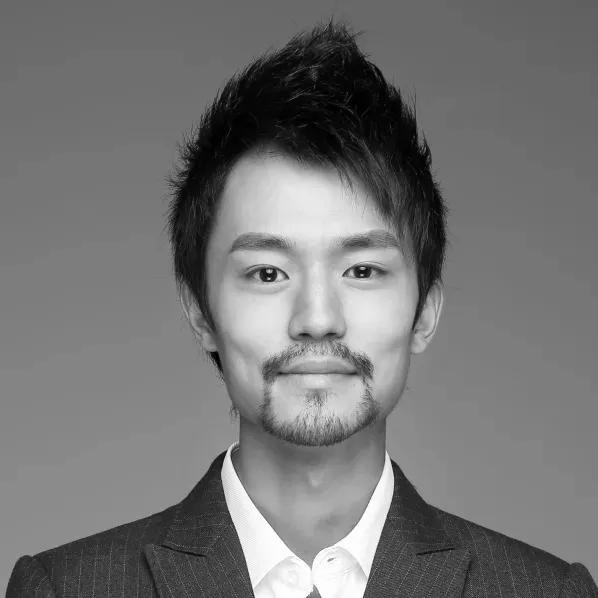 多米尼克·珀塞尔演的外星人(顶尖团队打造魔幻音乐剧人鬼情未了)(3)