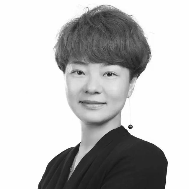 多米尼克·珀塞尔演的外星人(顶尖团队打造魔幻音乐剧人鬼情未了)(7)