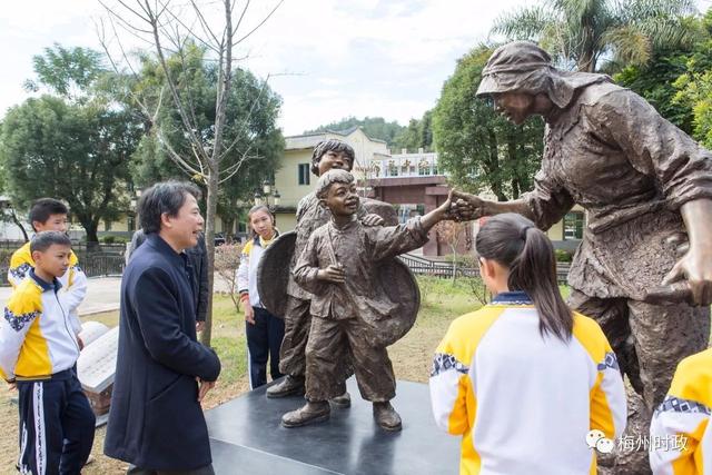 儿童节泥塑作品（迟到的六一节礼物）(22)