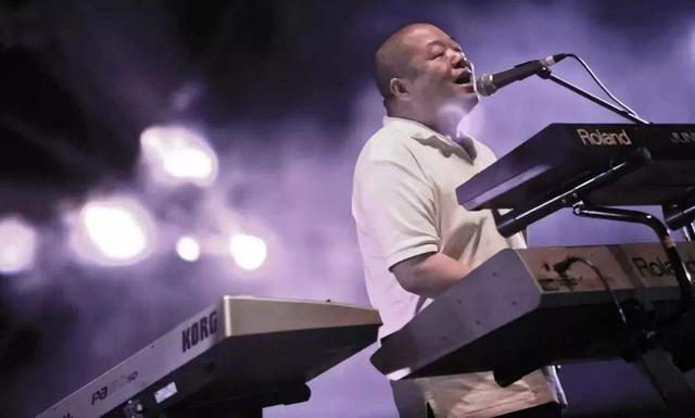 臧天朔和斯琴格日乐情史（被臧天朔原配逼到堕胎自杀）(1)