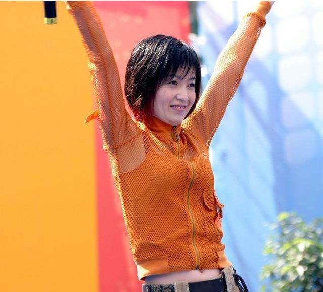 臧天朔和斯琴格日乐情史（被臧天朔原配逼到堕胎自杀）(15)