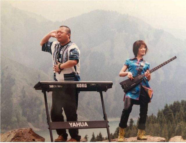 臧天朔和斯琴格日乐情史（被臧天朔原配逼到堕胎自杀）(14)