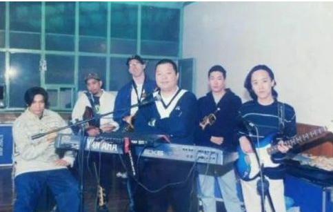 臧天朔和斯琴格日乐情史（被臧天朔原配逼到堕胎自杀）(5)